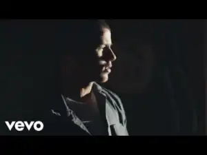 Video: Nick Jonas - Chainsaw